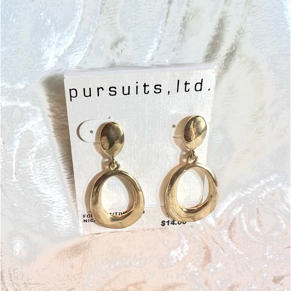PURSUITS, LTD.💥VINTAGE~NWT💥TLRD Gold/Silver Nickel Free Pierced Earrings - Picture 2 of 4